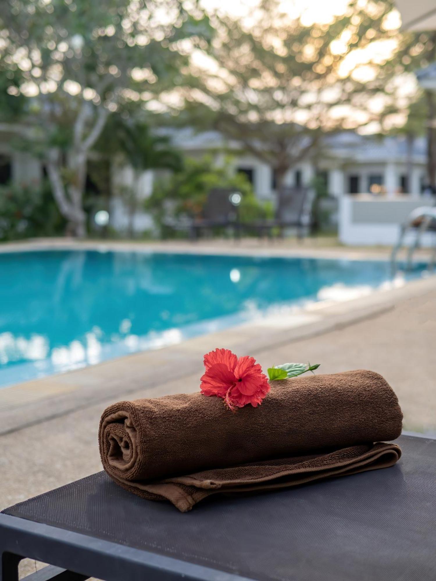 Isara Nai Yang Resort Bagian luar foto