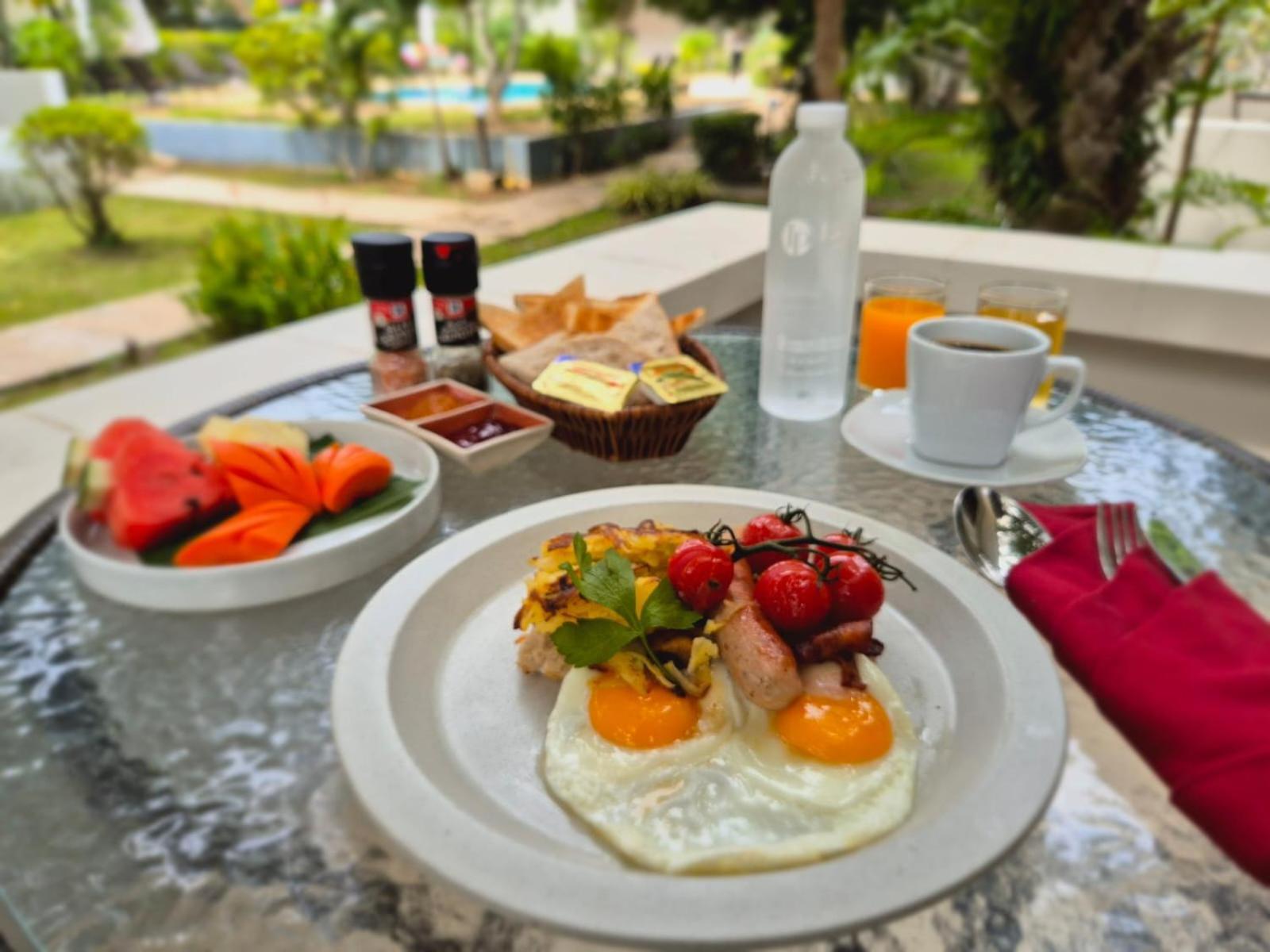 Isara Nai Yang Resort Bagian luar foto